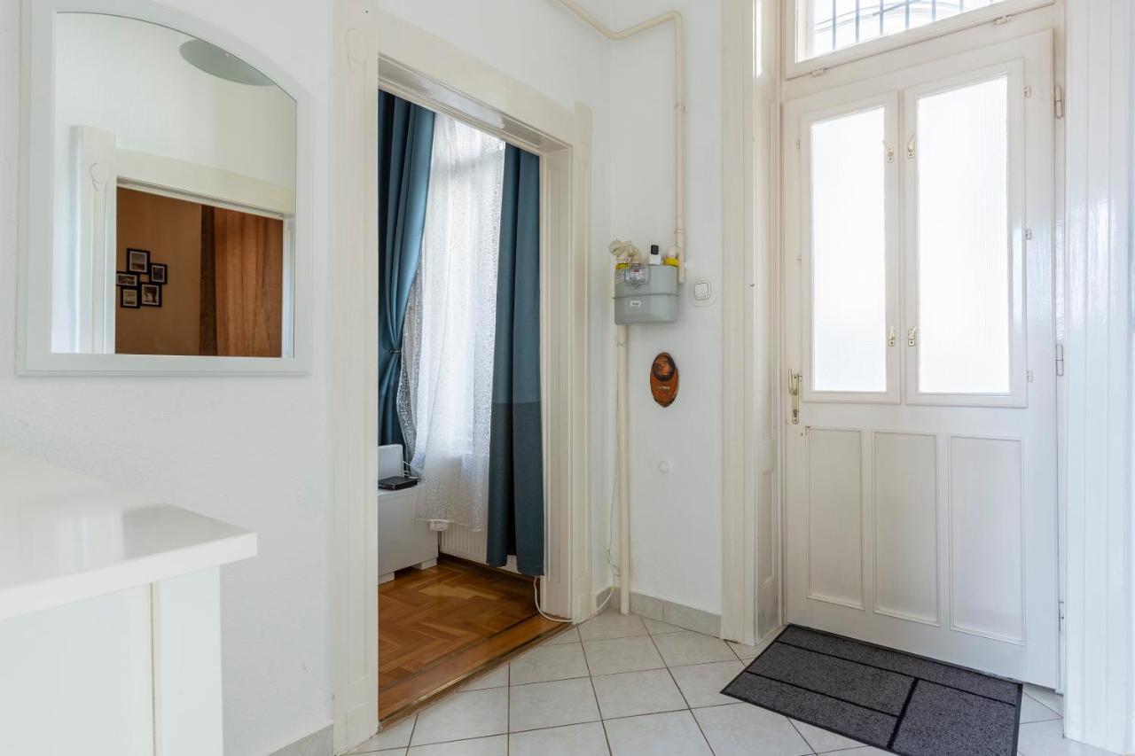 Deluxe Dream Home In The Center Будапеща Екстериор снимка
